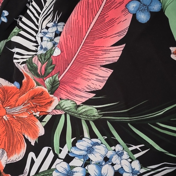 Shein-  Tropical Print Split Thigh A-Line Tube Dress - Picture 7 of 7